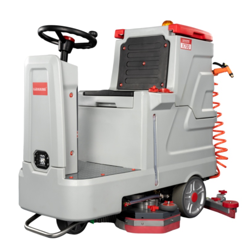 丽江坦洁全自动驾驶式洗地机X700